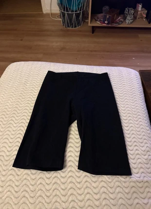 Short long noir domyos decathlon, marque: Domyos, état: Très bon état, taille: M / 38 / 10, 2,00 €, 2,80 € Protection acheteurs incluse