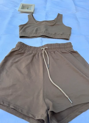 Ensemble crop top short, marca: Taille 0, estado: Nuevo sin etiquetas, tamaño: XS / 34 / 6, 5,00 €, 5,95 € Protección al comprador incluida