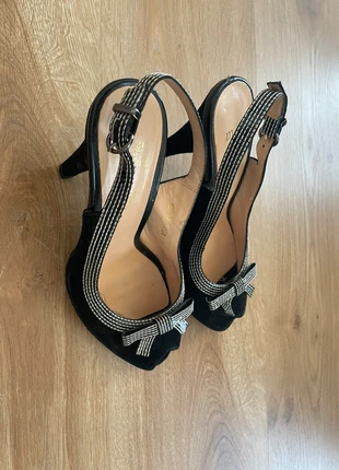 Escarpins en daim noir - pointure 35, brand: Moda Donna, condition: Very good, size: 35, €3.00, €3.85 includes Buyer Protection