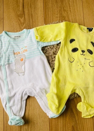 Lot de 2 pyjamas 1 mois, marke: Kiabi, zustand: Sehr gut, größe: 1-3 Monate / 56, 3,00 €, 3,85 € inklusive Vinted-Käuferschutz