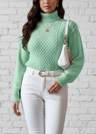 Pull vert menthe en maille torsadée col montant doux et tendance, marque: Lunaria Studio, état: Très bon état, taille: M / 38 / 10, 39,90 €, 42,60 € Protection acheteurs incluse