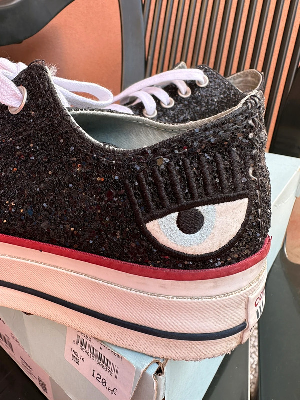 Chiara ferragni Vinted