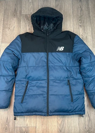 Doudoune New Balance, marque: New Balance, état: Très bon état, taille: M, 65,00 €, 68,95 € Protection acheteurs incluse