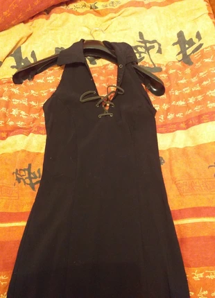 Robe dos nu, marke: Lisbonne Paris, zustand: Sehr gut, größe: Einheitsgröße, 5,00 €, 5,95 € inklusive Vinted-Käuferschutz