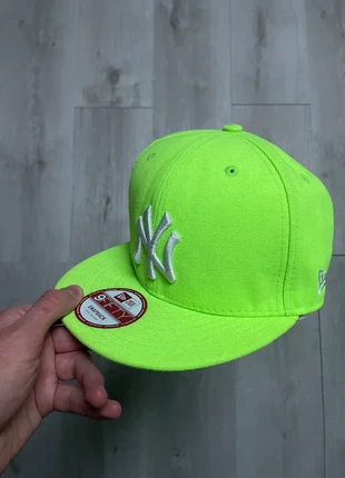 New Era 9 fifty snapback green fluo mike wazowski cap verde, marke: New Era, zustand: Sehr gut, größe: S, 12,00 €, 13,30 € inklusive Vinted-Käuferschutz