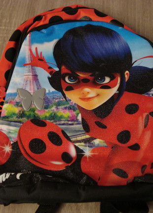 Cartable Miraculous Ladybug avec Marinette et Chat Noir - Jeu et Jouet  Miraculous LadyBug - Miraculous Fan