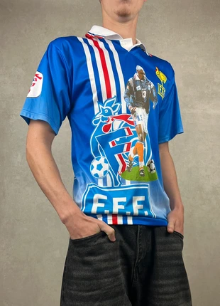 Exclusive Maillot France 95/96 rétro Vintage floqué Ibrahim Ba, marque: Vintage Dressing, état: Très bon état, taille: L, 25,00 €, 26,95 € Protection acheteurs incluse