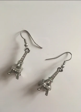 Jolies boucles d'oreilles Tour Eiffel argentées , marca: Boutique Parisienne, estado: Nuevo sin etiquetas, 4,50 €, 5,43 € Protección al comprador incluida