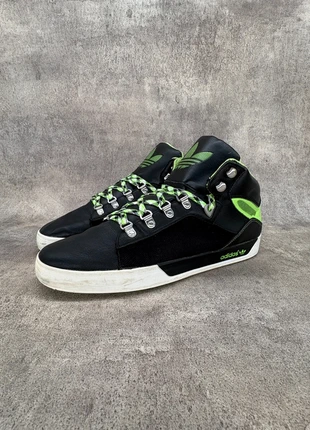 basket homme adidas montantes verte/noire taille 44, marke: adidas, zustand: Gut, größe: 44, 20,00 €, 21,70 € inklusive Vinted-Käuferschutz