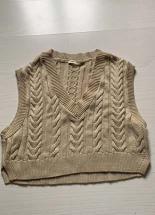 Pull sans manche beige Pull and bear, marque: Pull & Bear, état: Neuf sans étiquette, taille: L / 40 / 12, 7,00 €, 8,05 € Protection acheteurs incluse