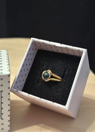 Esmeralda Crystal Ball Ring Moss Agate 24ct Gold Vermeil / L - 60 (19.1mm), marke: Stilnest x Jacko Wusch, zustand: Sehr gut, größe: 59.7 mm / 19 mm Ø, 25,00 €, 26,95 € inklusive Vinted-Käuferschutz