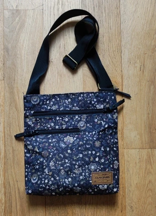 Sac en bandoulière neuf, brand: Dakine, condition: New without tags, €16.00, €17.50 includes Buyer Protection