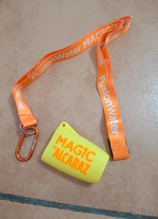 Guarda protector solar, brand: Isdin, condizioni: Nuovo con cartellino, €1.00, €1.75 include la Protezione acquisti