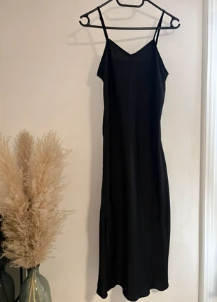 Robe satin, marke: Q/S By S.Oliver, zustand: Sehr gut, größe: XXS / 32 / 4, 7,00 €, 8,05 € inklusive Vinted-Käuferschutz