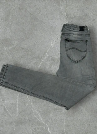 Pantalone Jeans Lee Vintage donna modello Skyler grigio chiaro taglia 42, merk: Lee, staat: Heel goed, maat: M / 38 / 10, € 6,00, € 7,00 inclusief Kopersbescherming Pro