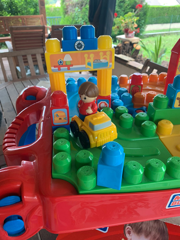 Mega Bloks Table Play n Go