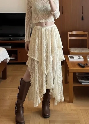 Jupe beige crème transparente en dentelle asymétrique style rock vintage boho gothique y2k taille S, marque: lace core, état: Très bon état, taille: S / 36 / 8, 35,90 €, 38,40 € Protection acheteurs (Pro) incluse