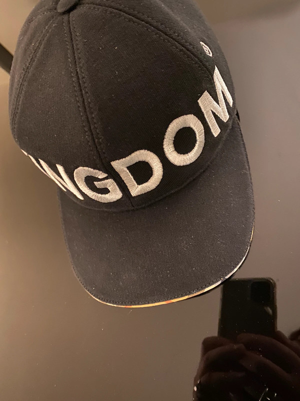 Burberry kingdom cap sales