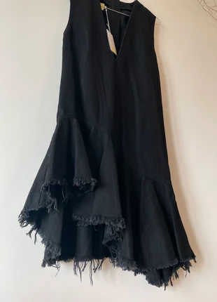 Robe denim asymétrique, marque: Marques'Almeida, état: Neuf avec étiquette, taille: XS / 34 / 6, 170,00 €, 179,20 € Protection acheteurs incluse