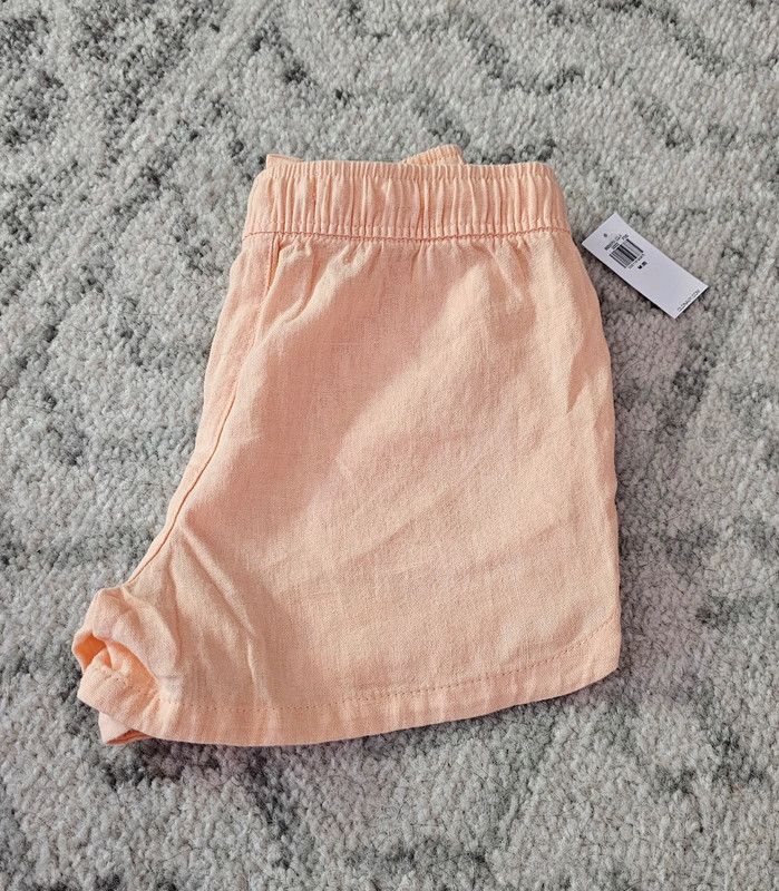 Old Navy peach shorts 3