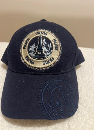 Casquette acheter à Paris, brand: Robin Ruth, condizioni: Ottime, taglia: Taglia unica, €10.00, €11.20 include la Protezione acquisti