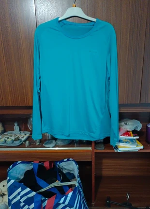 Maillot manche longue taille 40, marque: Queshua, état: Très bon état, taille: L / 40 / 12, 2,50 €, 3,33 € Protection acheteurs incluse