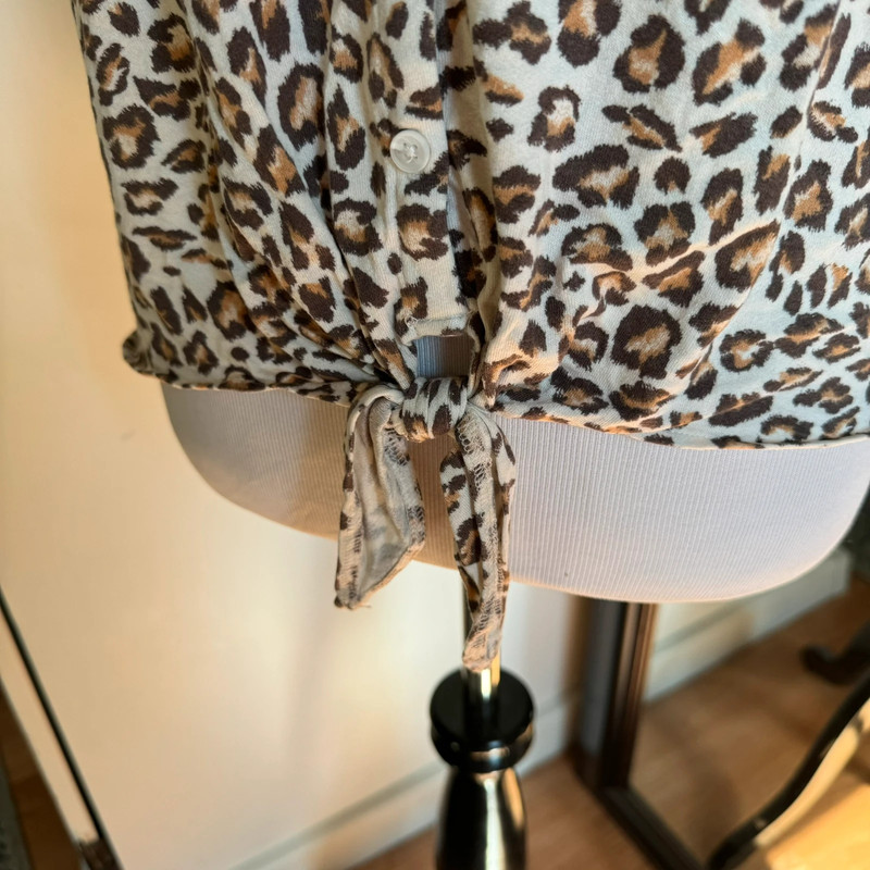 Nine West Small Leopard Top 3