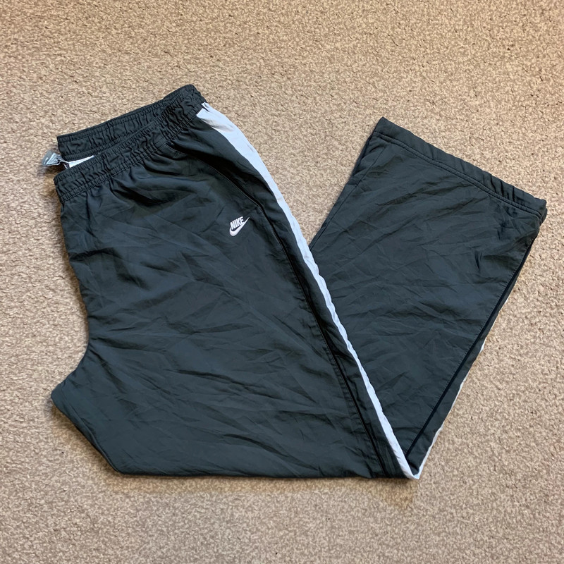Navy Nike Tracksuit Pants - Size Large