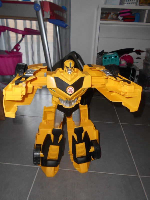 jouet voiture robot Transformers bumblebee 50 cm