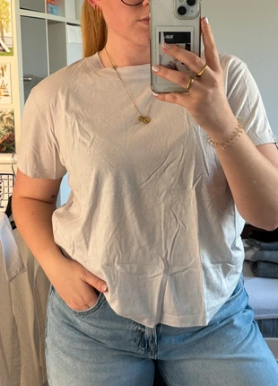 basic oversized grijs/licht blauw t shirt h&m maat M, brand: H&M, condizioni: Ottime, taglia: M / IT 42 / EU 38, €3.00, €3.85 include la Protezione acquisti