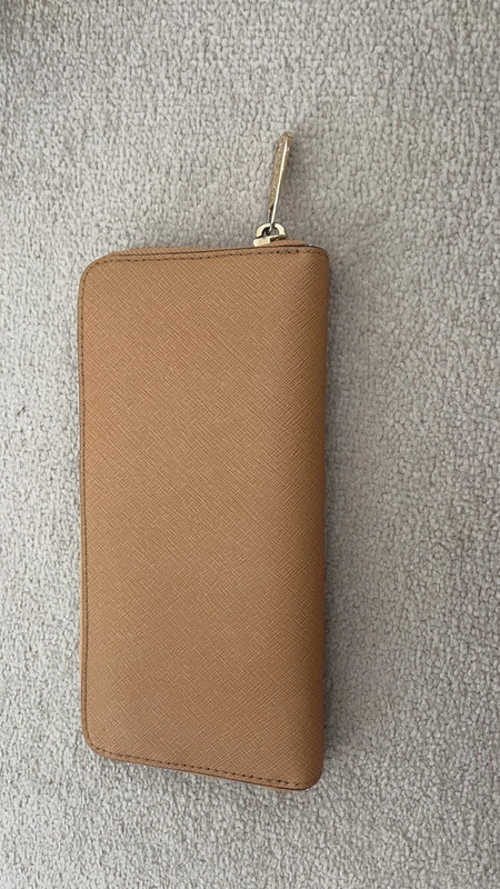 Michael kors 2024 wallet tan