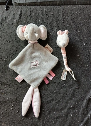Lot doudou/attache sucette fille, brand: Sauthon, condizioni: Ottime, taglia: Neonati, 44 cm, €2.00, €2.80 include la Protezione acquisti