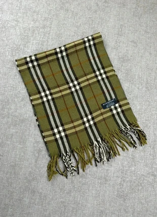 Écharpe Burberry vert, merk: Burberry, staat: Heel goed, € 45,00, € 47,95 inclusief Kopersbescherming Pro