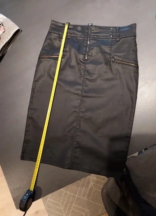 Breal jupe mi longue tissus enduit, marque: Patrice Breal, état: Très bon état, taille: XL / 42 / 14, 8,00 €, 9,10 € Protection acheteurs incluse