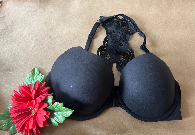 Victorias Secret Black Lace Bra-34D 1
