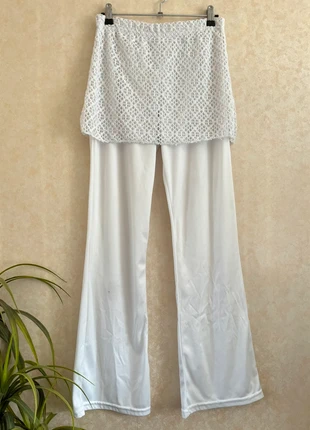 Pantalon blanc avec jupe dentelle intégrée vintage, marque: Boutique indépendante, état: Bon état, taille: S / 36 / 8, 13,00 €, 14,35 € Protection acheteurs incluse