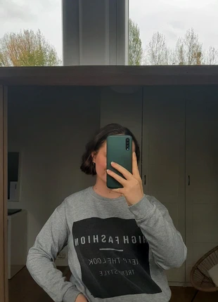 Sweat gris, marque: Kiabi, état: Bon état, taille: L / 40 / 12, 2,00 €, 2,80 € Protection acheteurs incluse