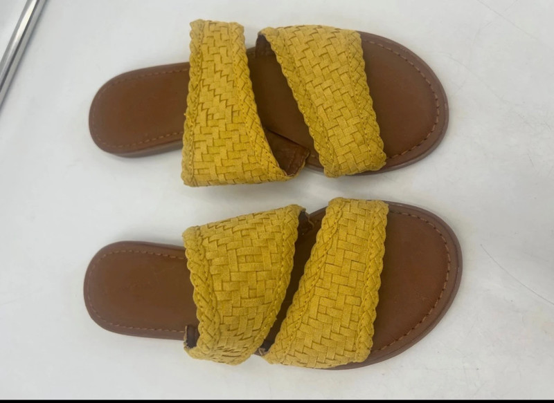 Women’s mustard yellow and tan sandals size 6 2