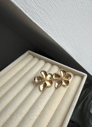 Yellow gold chunky flower earrings stud floral design botanical theme blogger stylish, brand: Gold, condition: New without tags, £3.99, £4.89 includes Buyer Protection