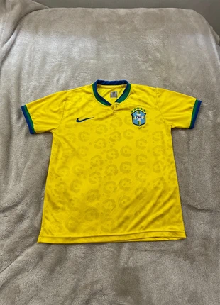 Maillot du Brésil jaune taille S, marca: Nike, estado: Muito bom, tamanho: S, €20.00, €21.70 inclui Proteção do Comprador
