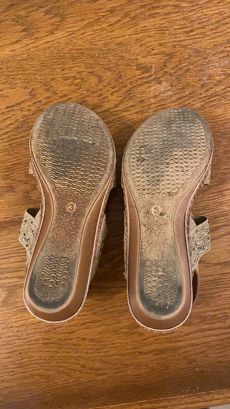 Softlites Sandals size 3 Vinted