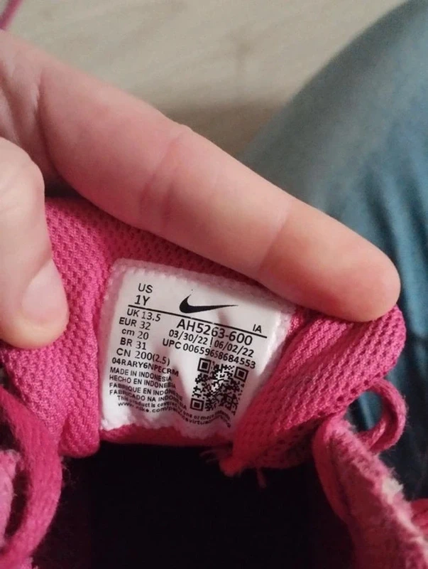 Baskets fille Nike air pointure 32 - photo numéro 6