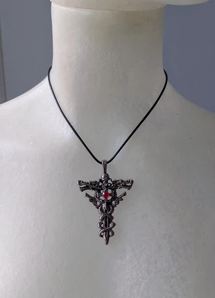 collana pendente spada draghi, marque: Aesthetic, état: Très bon état, 5,00 €, 5,95 € Protection acheteurs incluse