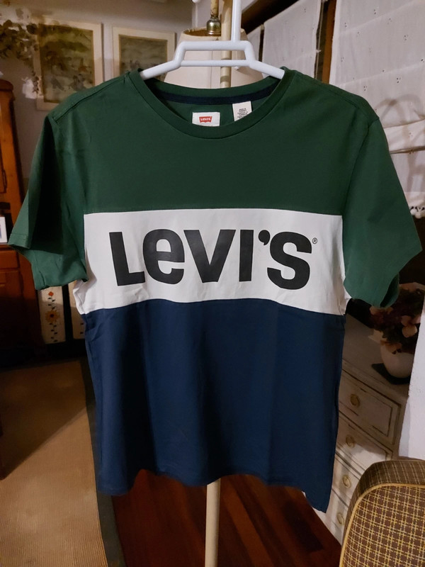 Camiseta tricolor Levi's -