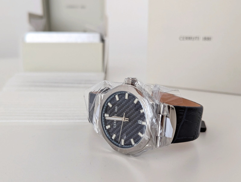 Original New Cerruti 1881 Lariano quartz watch 45mm blue leather active warranty