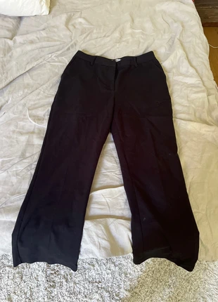 zwarte pantalon, marque: NA-KD, état: Très bon état, taille: M / 38 / 10, 8,99 €, 10,14 € Protection acheteurs incluse