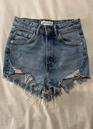 Pantalón vaquero corto Zara, marca: Zara, estado: Novo sem etiquetas, tamanho: XXS / 32 / 4, €7.00, €8.05 inclui Proteção do Comprador