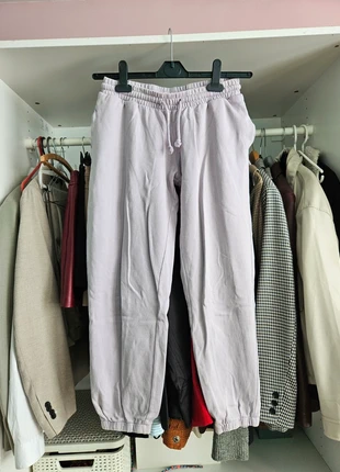 Jogging taille basse lila Asos, marque: ASOS, état: Très bon état, taille: M / 38 / 10, 3,00 €, 3,85 € Protection acheteurs incluse