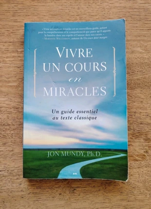 Livre Vivre Un Cours En Miracles Jon Mundy, état: Bon état, 67,00 €, 71,05 € Protection acheteurs incluse