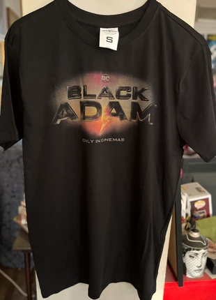 Black Adam t-shirt ufficiale DC Comics , marke: DC Comics, zustand: Neu, größe: S, 5,00 €, 5,95 € inklusive Vinted-Käuferschutz